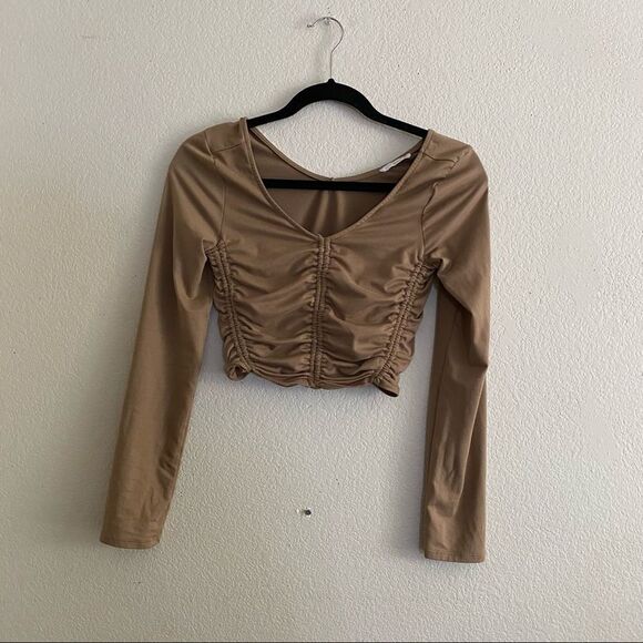 Tan Cropped Ruched Long Sleeve Going Out Top - Picture 6 of 9